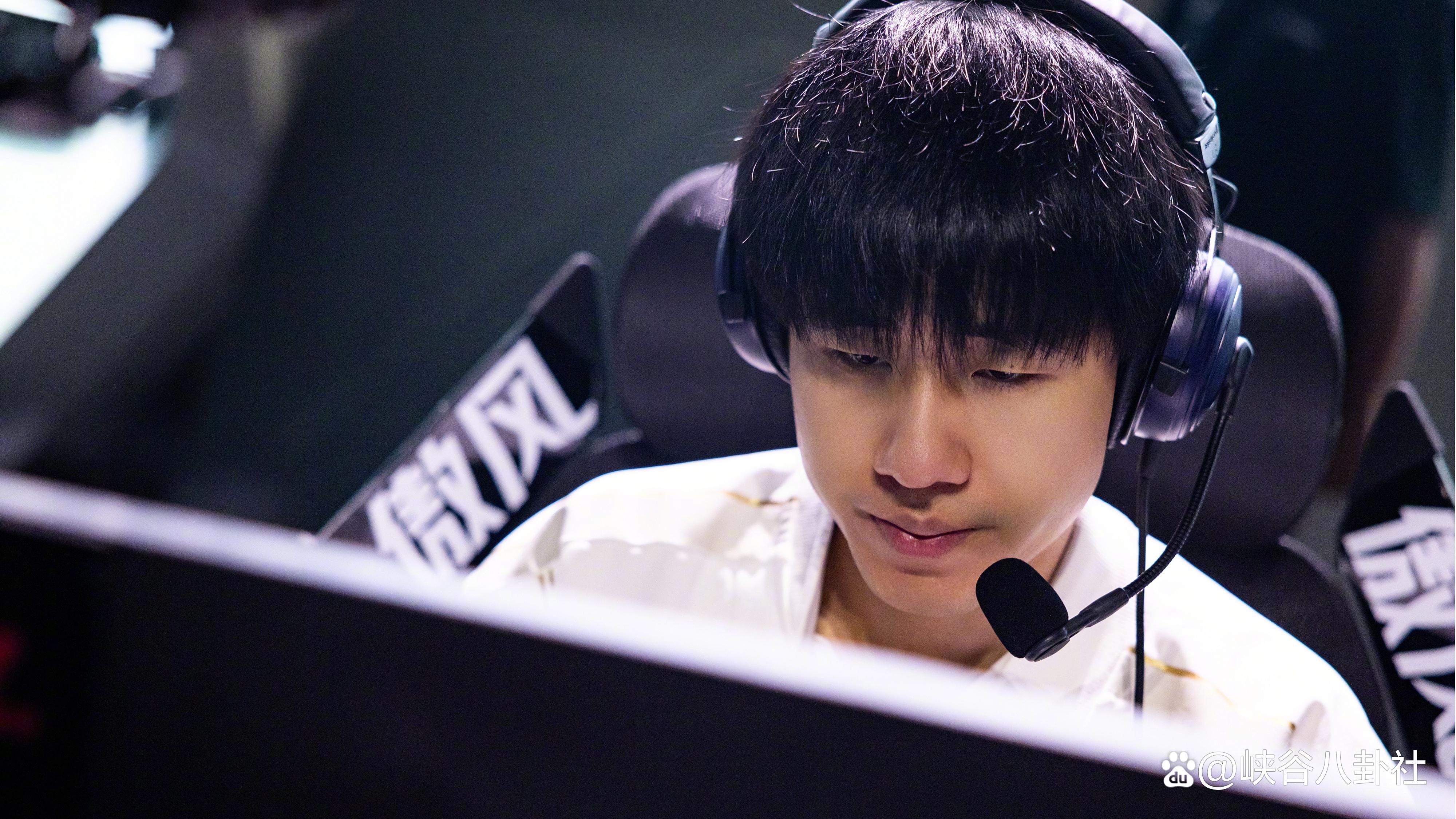 关于Rookie迎来五赛季出色发挥，独行侠观众热烈欢呼！的信息